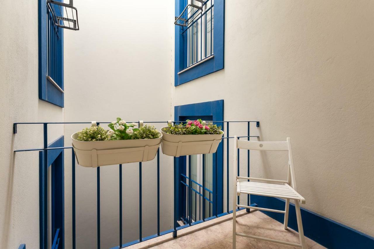 Tram 28 Duplex Apartamento