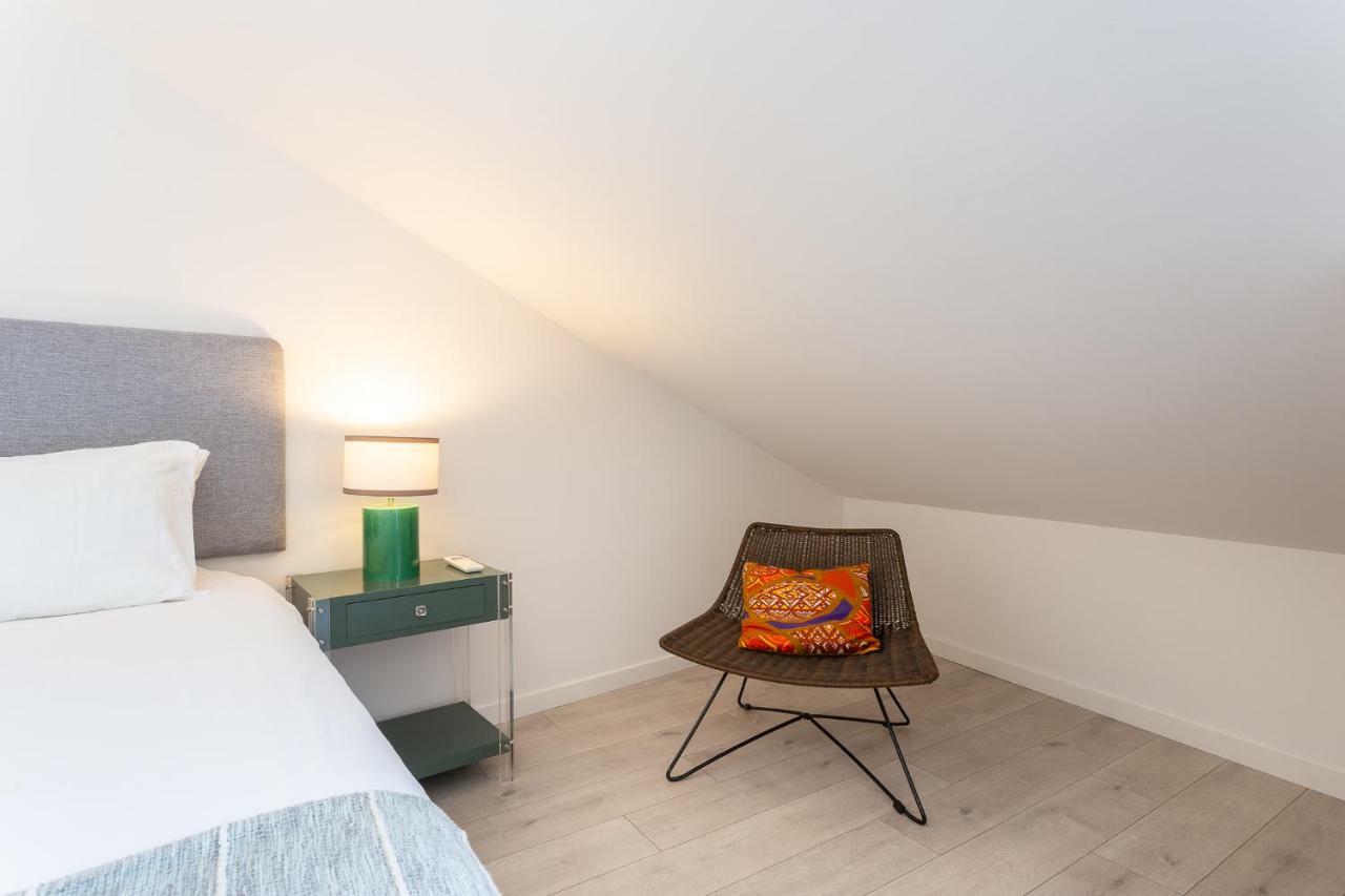 Tram 28 Duplex Apartamento